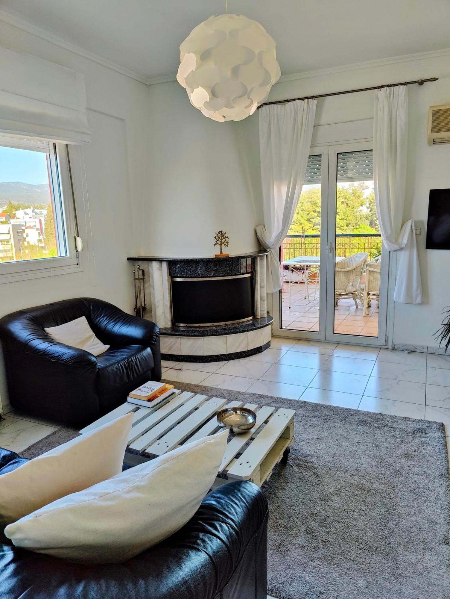 Appartamento Celestial Garden-thessaloniki's Modern, Eclectic Penthouse With An Amazing View And Veranda