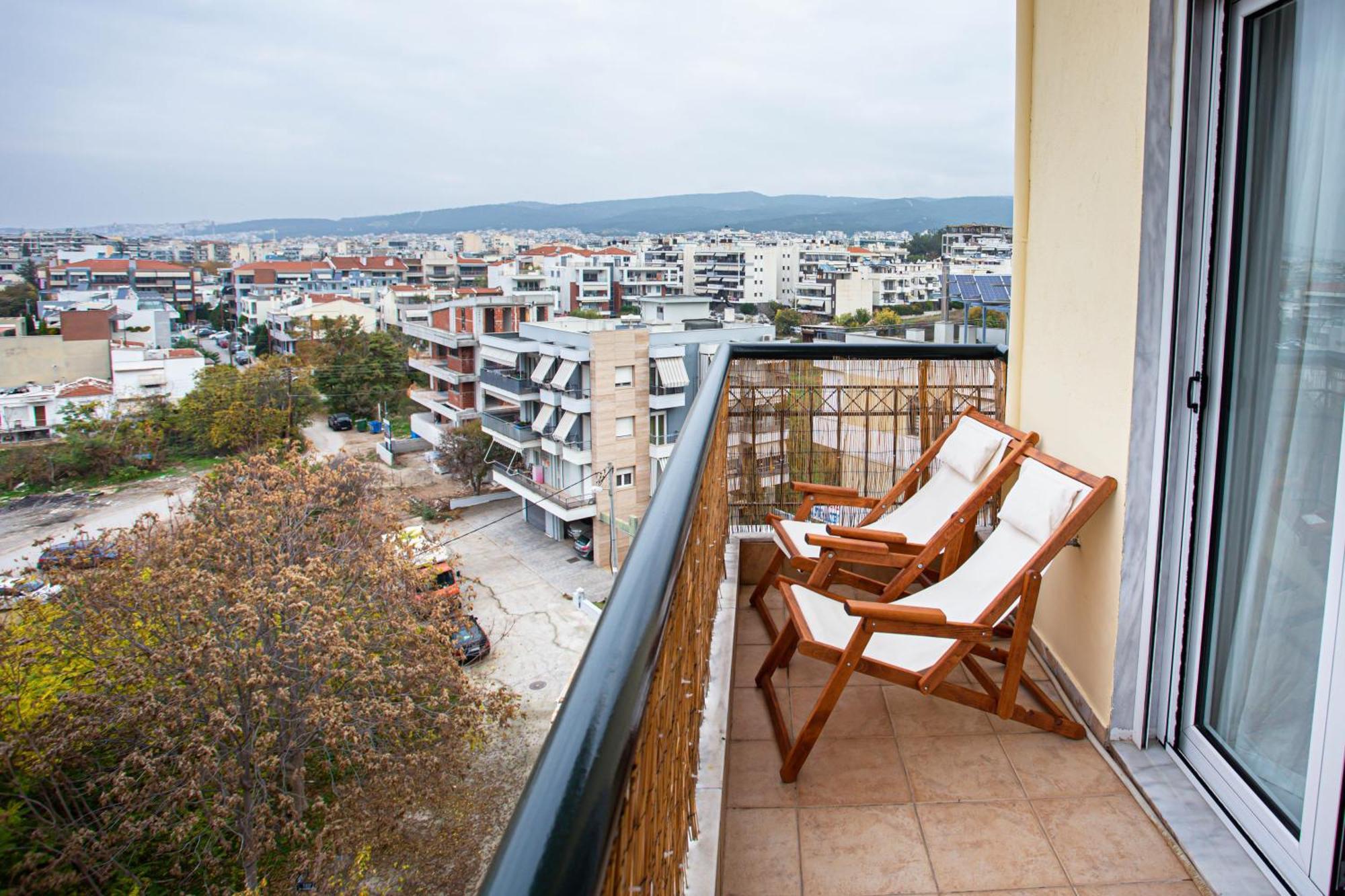 Celestial Garden-thessaloniki's Modern, Eclectic Penthouse With An Amazing View And Veranda * Salonicco