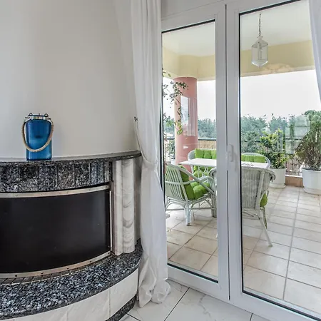 Celestial Garden-Thessaloniki'S Modern, Eclectic Penthouse With An Amazing View And Veranda Exterior photo